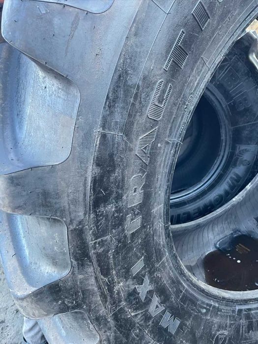 Opona 620/70R42 Firestone Maxi Traction (NH) J1460