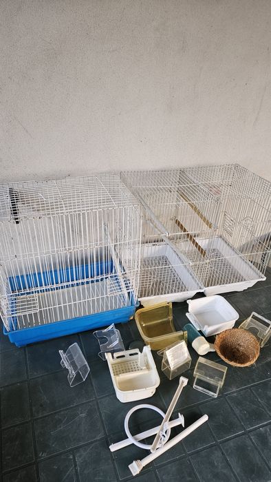 3 gaiolas para pássaros