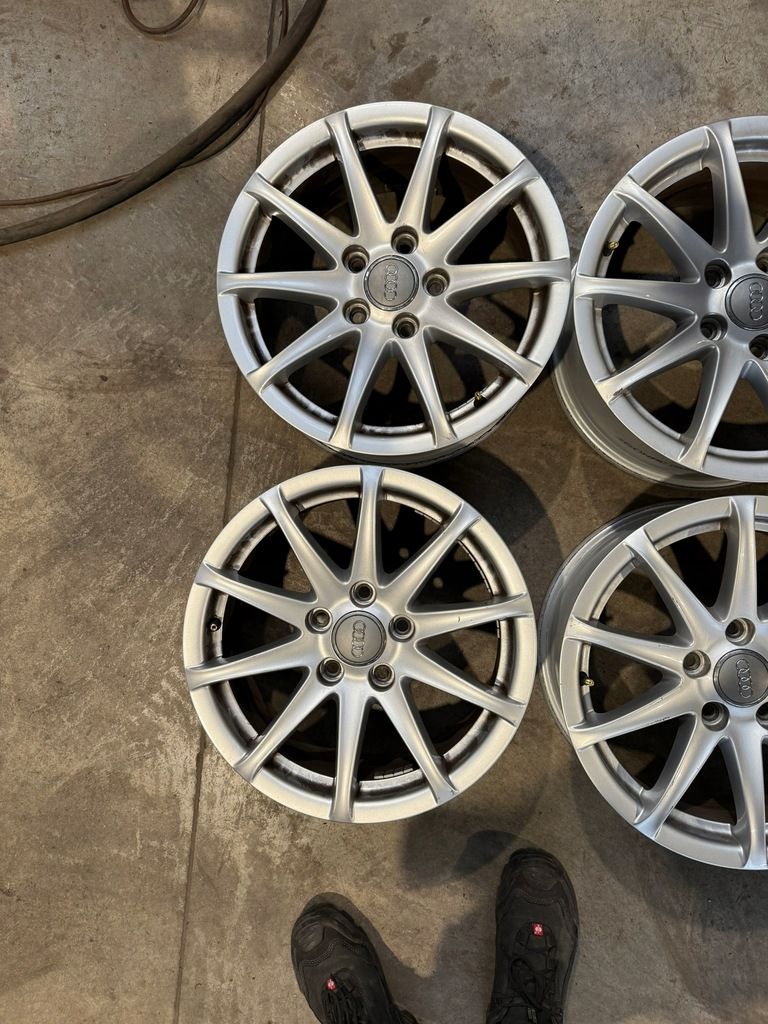 Felgi aluminiowe audi 5x112 et47 7x16j