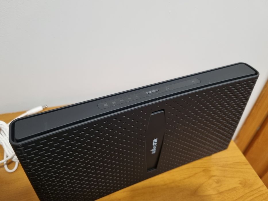 Router MikroTik hAP ac3 z zasilaczem