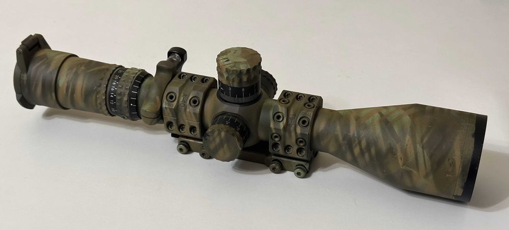 приціл NightForce ATACR 5-25 F2 з моноблоком SPUHR 6MIL