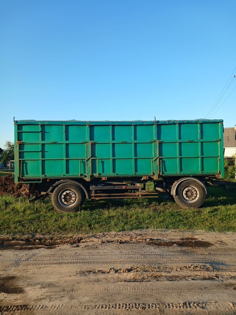 Прицеп,зерновоз ,бортовий,німецкий,практично новий.