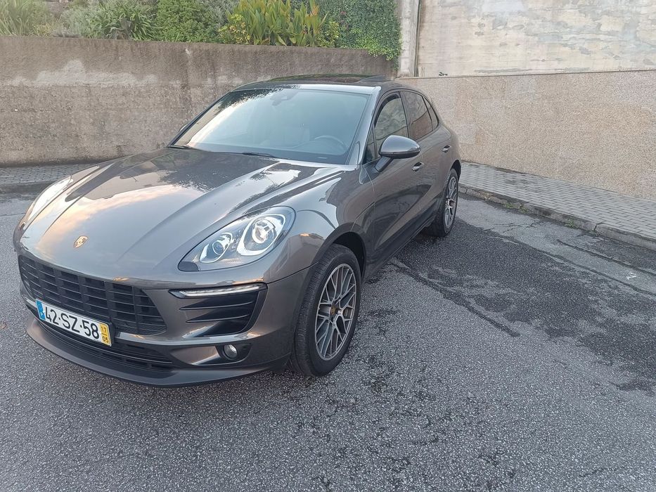 Porsche Macan Standard