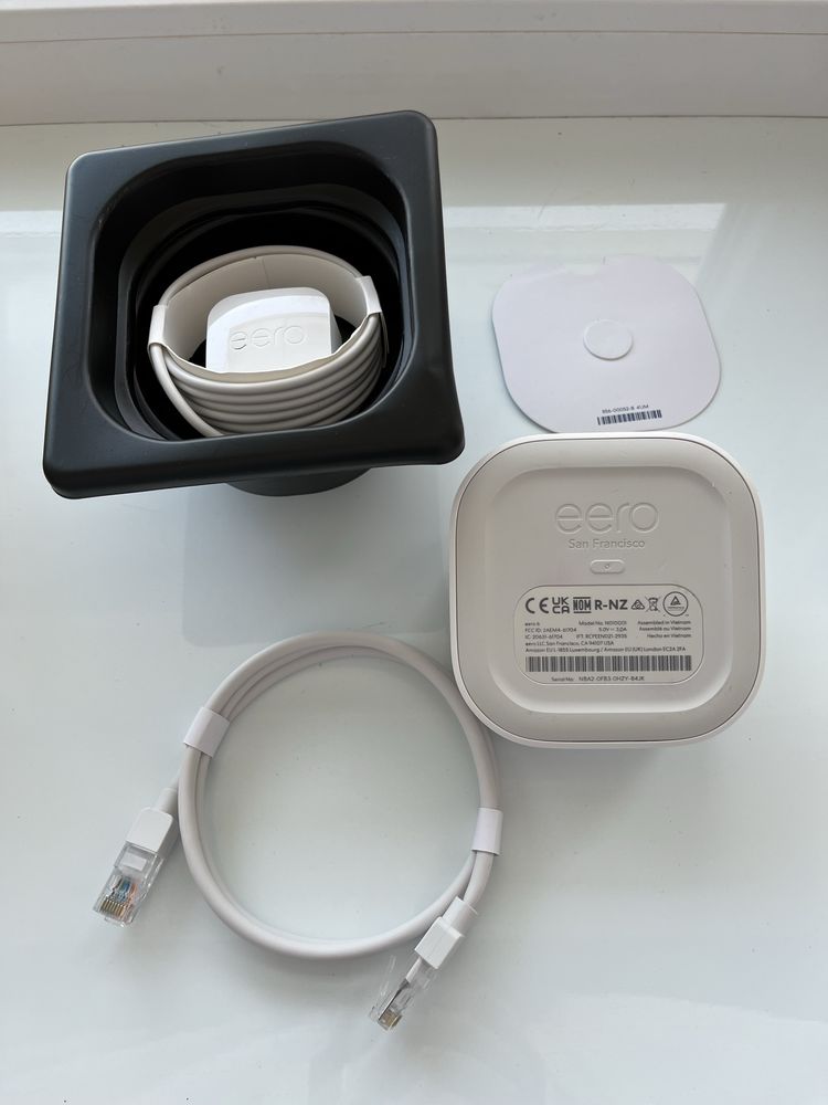 Wi-Fi Роутер Eero 6 Dual-Band Mesh (N010001)