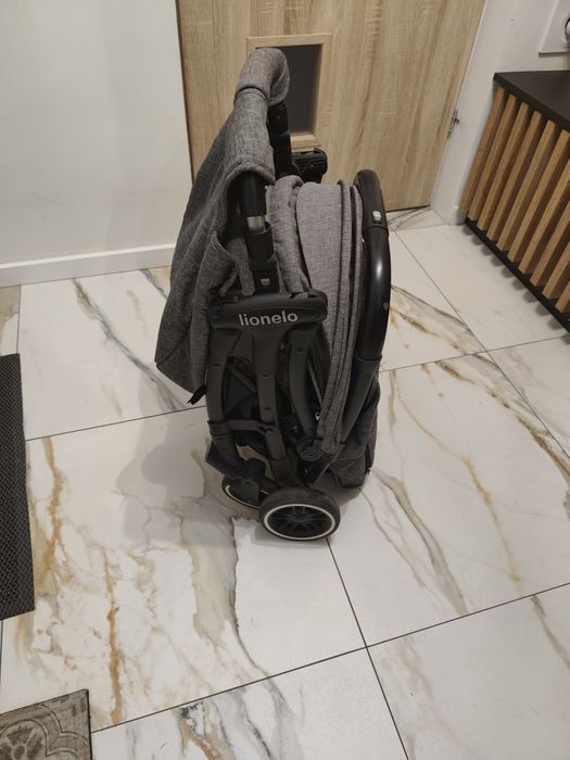 Wózek spacerowy lekki