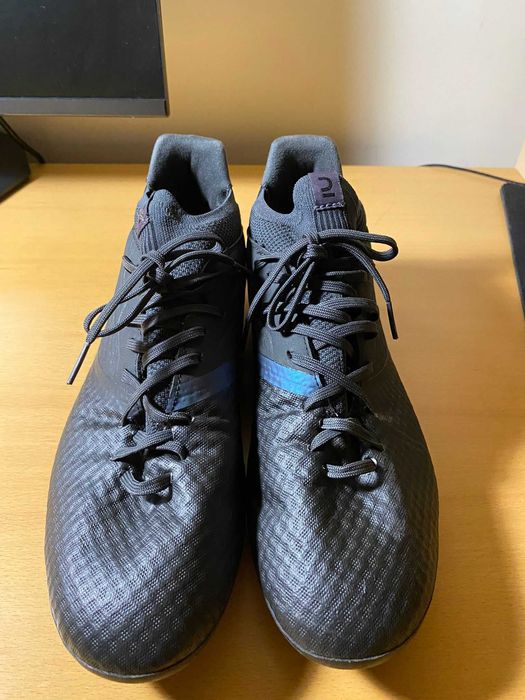 Chuteiras Kipsta (46) VIRALTO III 3D AIRMESH MG/AG INTENSE como novas!