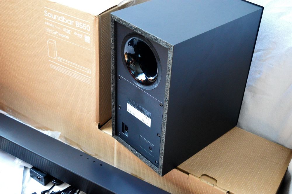 Саундбар Samsung B550, 410w, Новый!