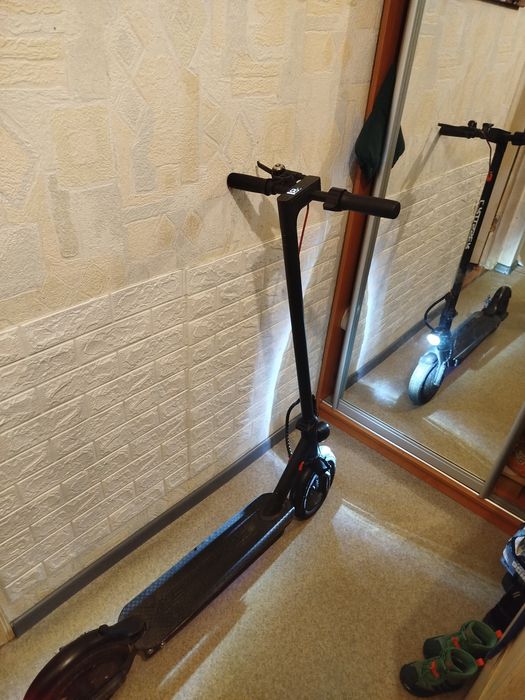 Електричний самокат Crosser