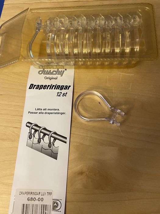 Uchwyty do zasłony prysznicowej