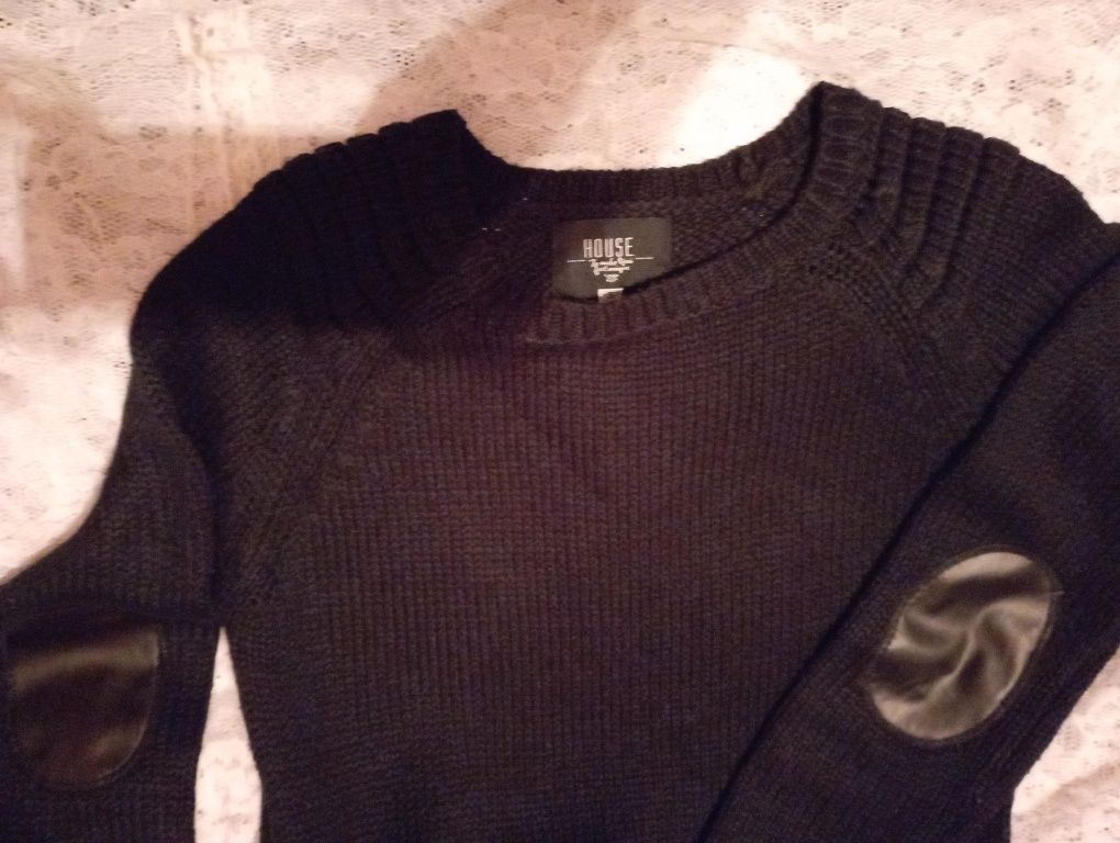 Sweter czarny, rozmiar S, House