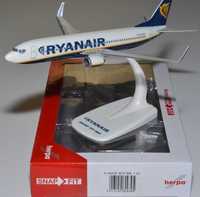 Aviões de coleção-RYANAIR Boeing 737-800 escala 1/200