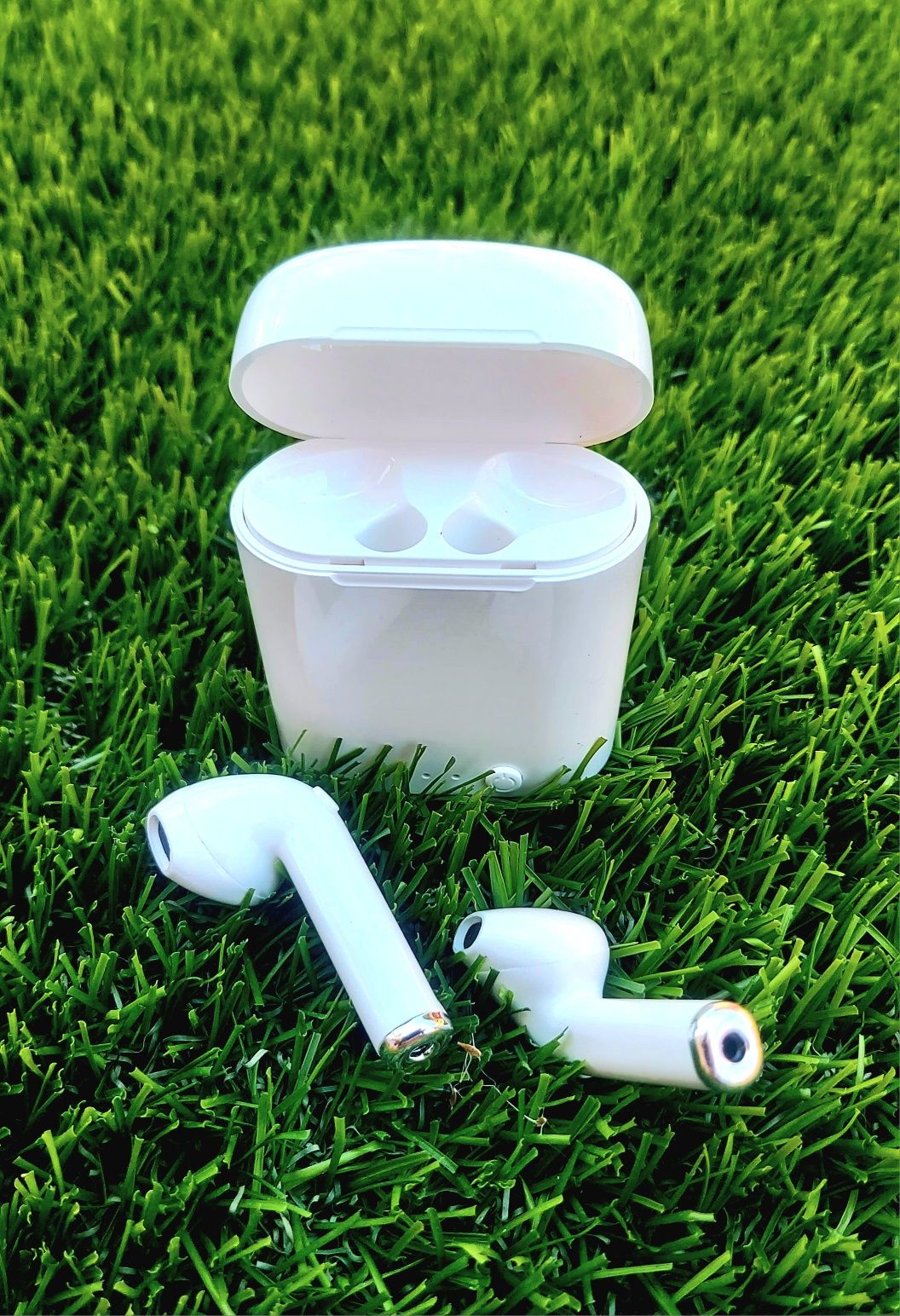 Auriculares Bluetooth novos de 12 a 30 euros. Vários modelos disponíve