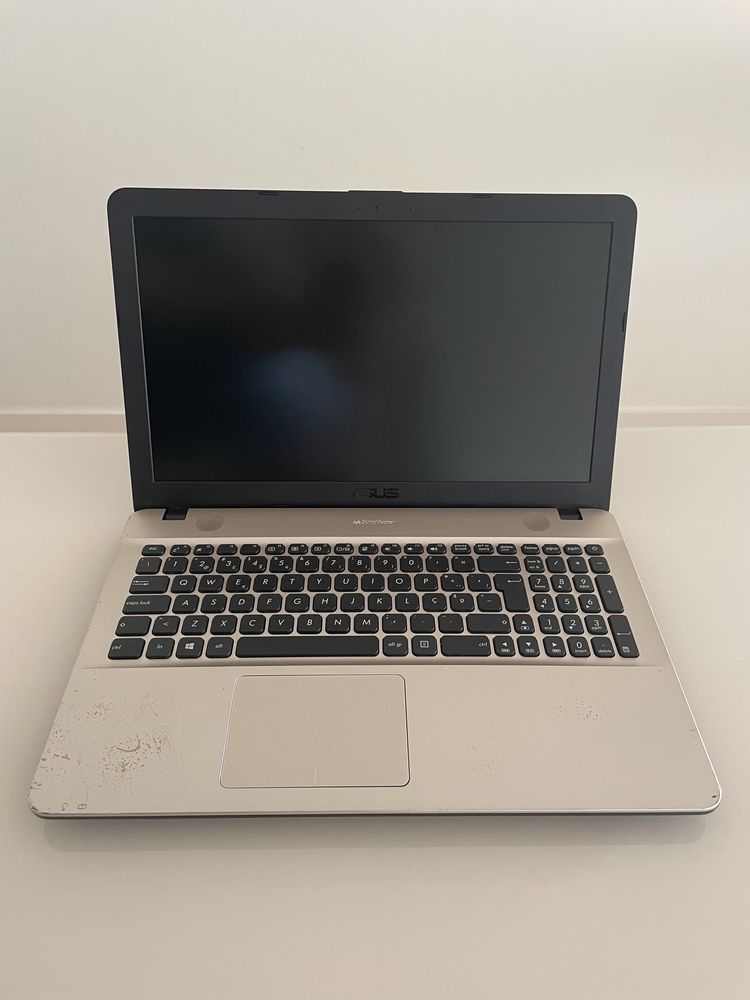 Portátil Asus A541U