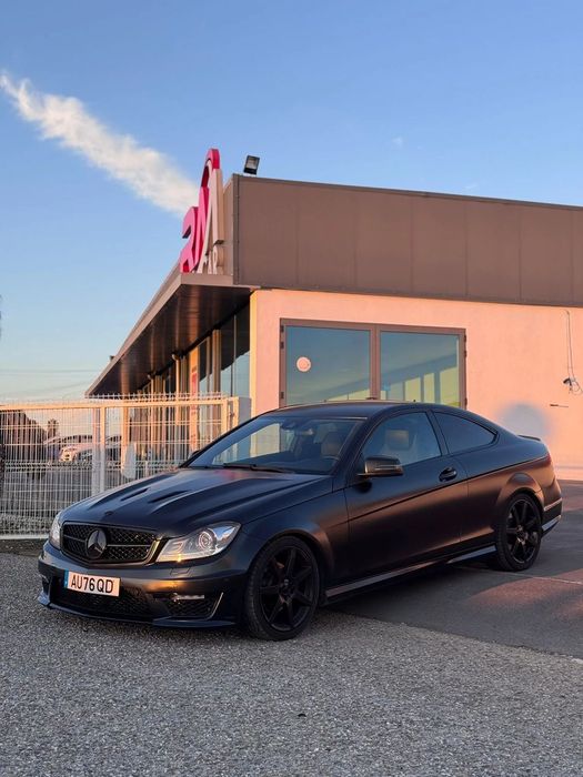Mercedes-Benz C 250 CDI DPF Coupe BlueEFFICIENCY 7G-TRONIC Edition 1