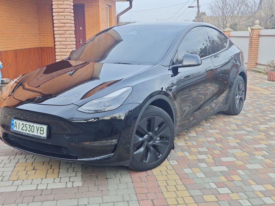 Tesla Model Y 2024р. 7 місць Продажа-Обмін