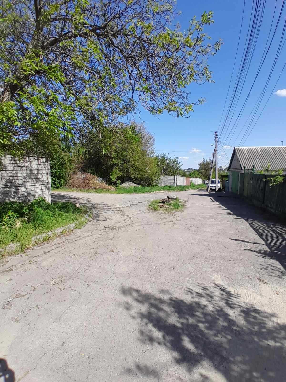 Продам  ділянку/  пр. Металургів/ Мазепи