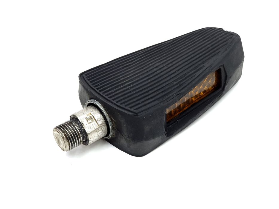 Pedał prawy gumowy ZZR Romet Wigry Karat Flaming Komar Duet PRL