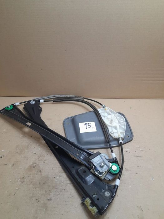 VW 1K3 837 462 B, 1K4 837 462 B, 5M0 837 462, 1K5 837 462 / 1K3837462B, 1K4837462B, 5M0837462, 1K5837462 GOLF PLUS (5M1, 521) 2005 Podnośnik szyby z przodu po prawej