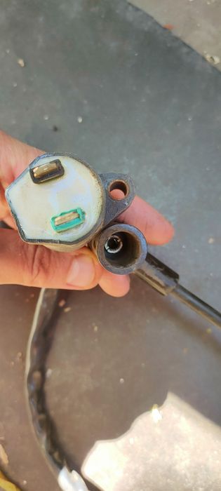 Катушка зажигания с броне проводом и колпачком на скутер  4т