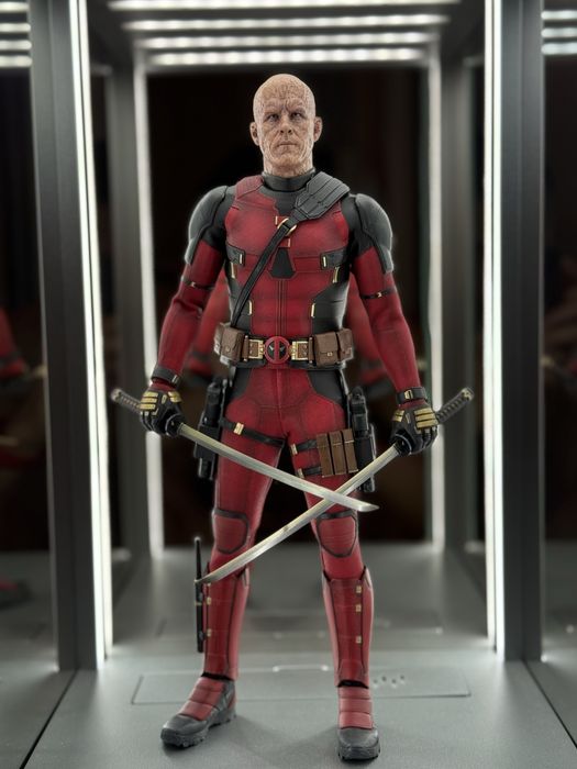 Скульпт 1/6 Present Toys PT-SP88 Deadpool тип hot toys