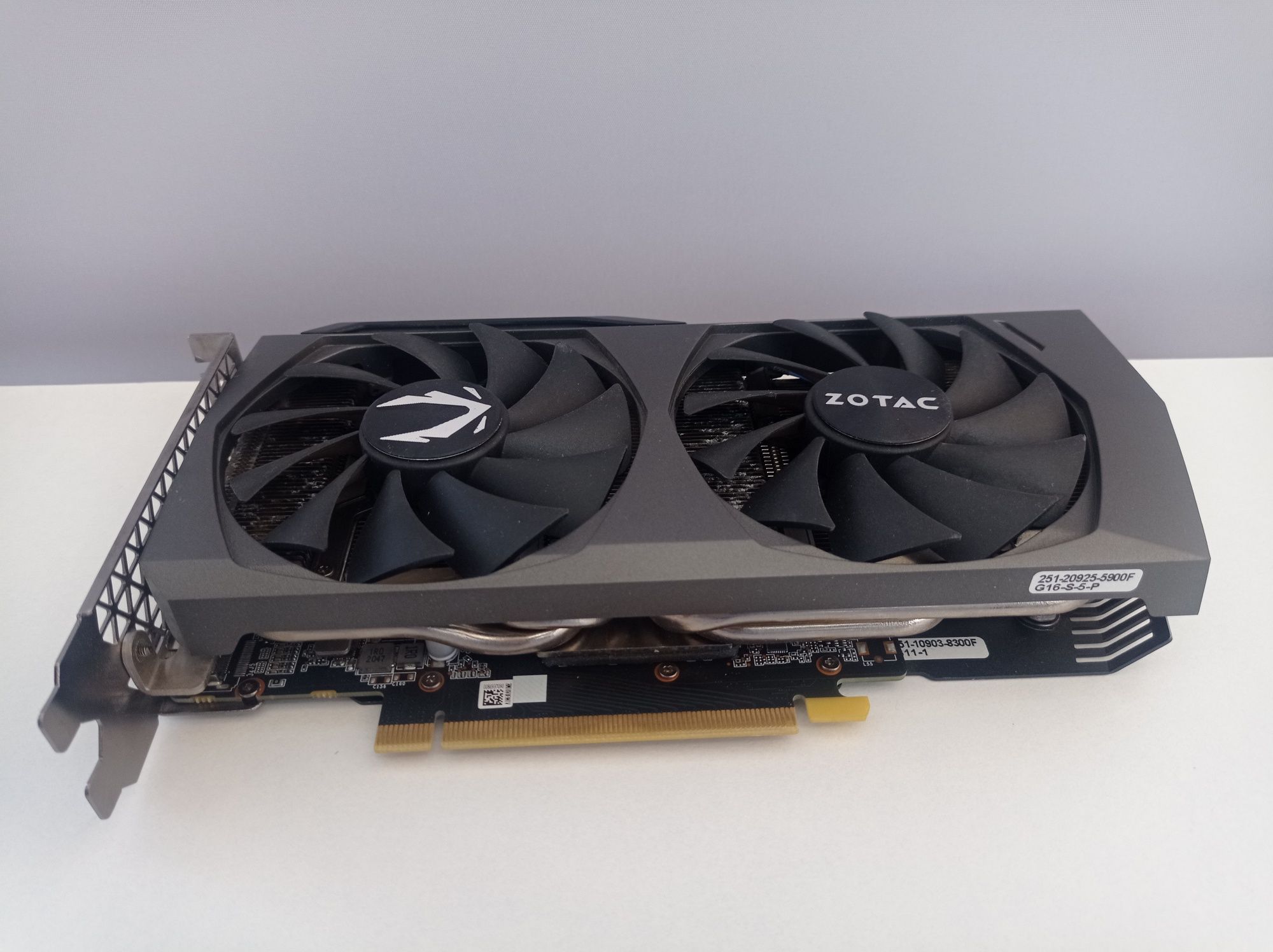 Продам відеокарту Zotac RTX 3060TI Twin Edge 8gb