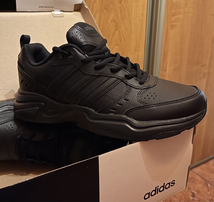 Adidas Strutter Triple Black 44,5 - 28,5cm