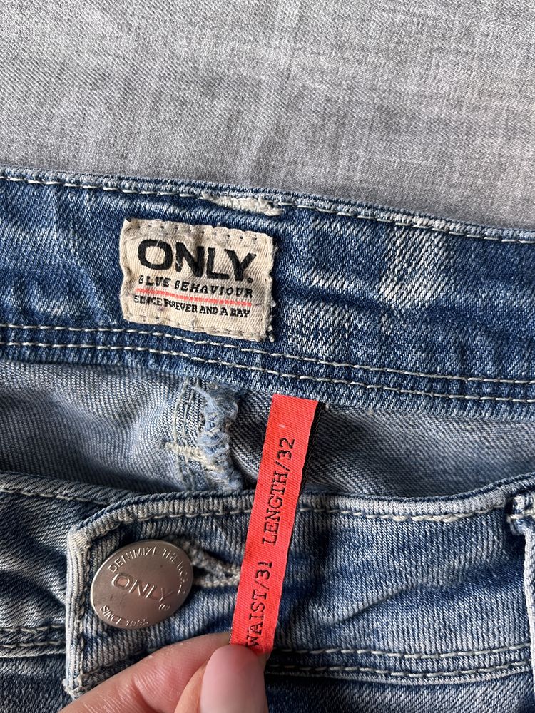 Jeansy biodrówki Only r.M/L, r.31, błękitne, zgrabne, st.bdb