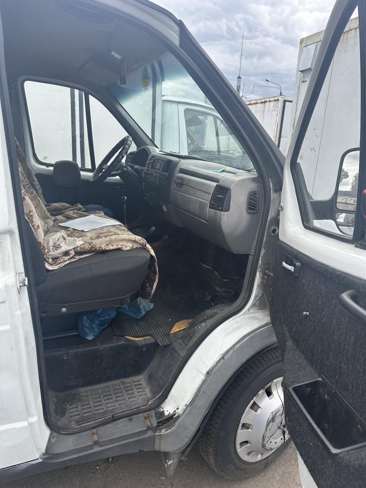 Продам Газель 3302 хлібний фургон.