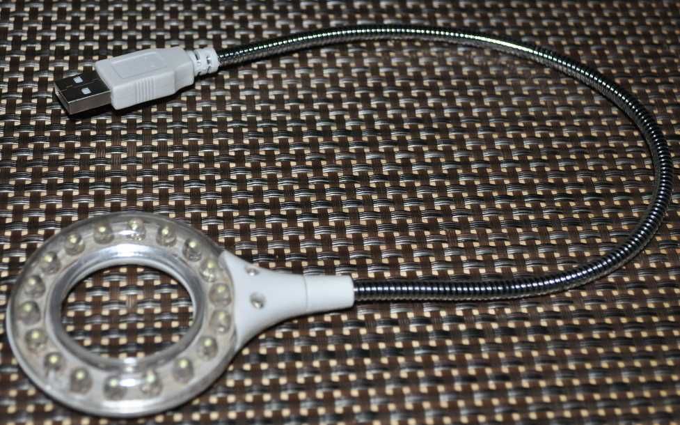 LAMPKA do czytania, pracy na komputerze- USB - ruchomy pałąk KRK