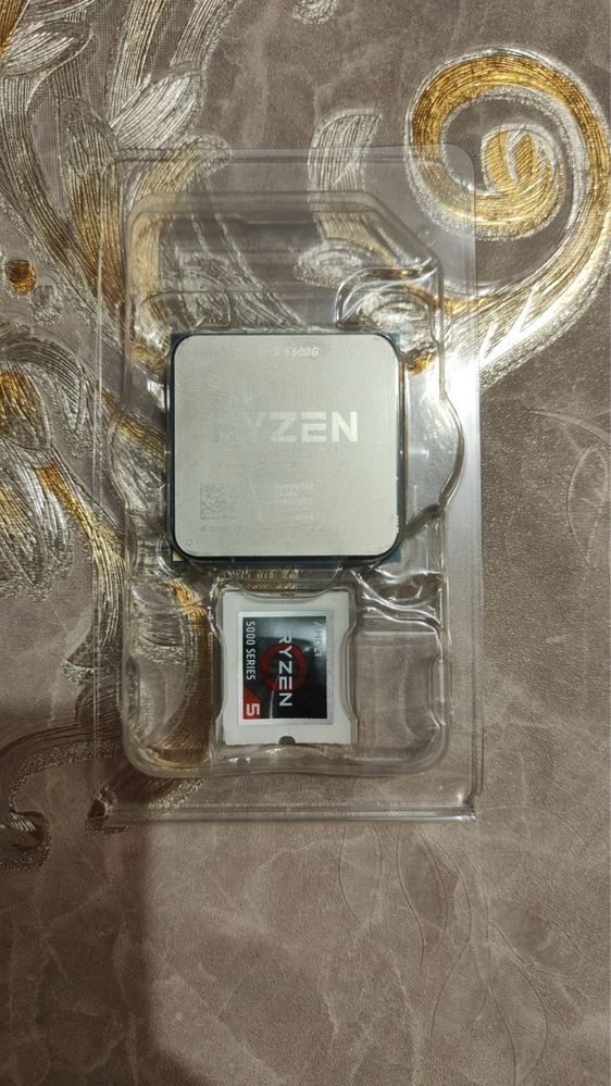 Процесор AMD Ryzen 5 5600G 3.9 GHz / 16 MB