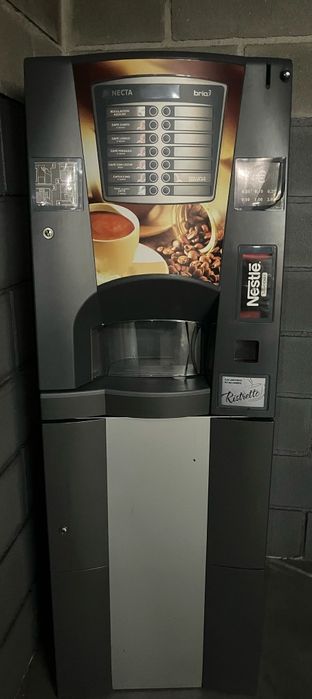 Máquina vending - necta brio 3