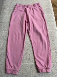 Spodnie dresowe dziewczynka Reserved rozmiar 134