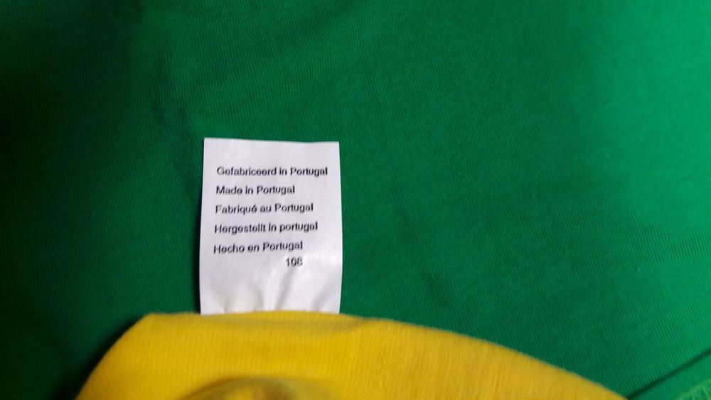 Dwa topy damskie w soczystych kolorach