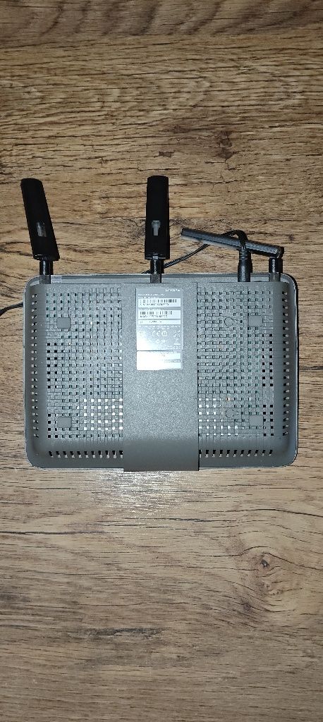 Router wifi Linksys EA6900