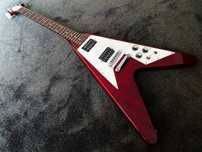 Gibson Flying V ’67 Reissue Cherry 2000 + CASE