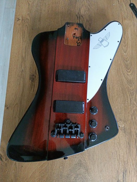 Gitara Basowa Epiphone Thunderbird IV VS - Okazja Cenowa / Wyprzedaż