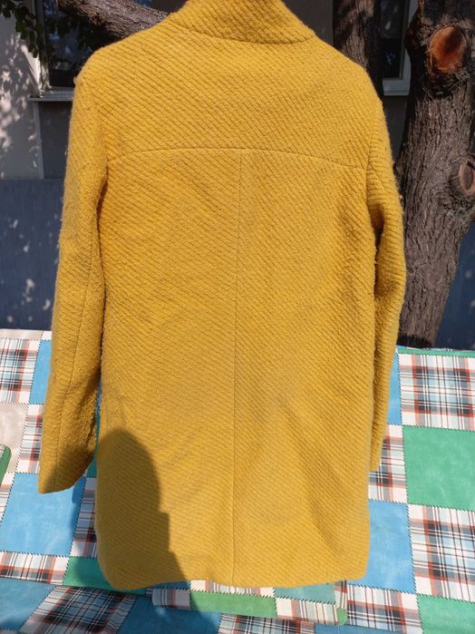 Пальто демисезонне, на замочку, розмір S/M, 36