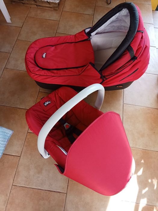 Alcofa e ovo para bebê