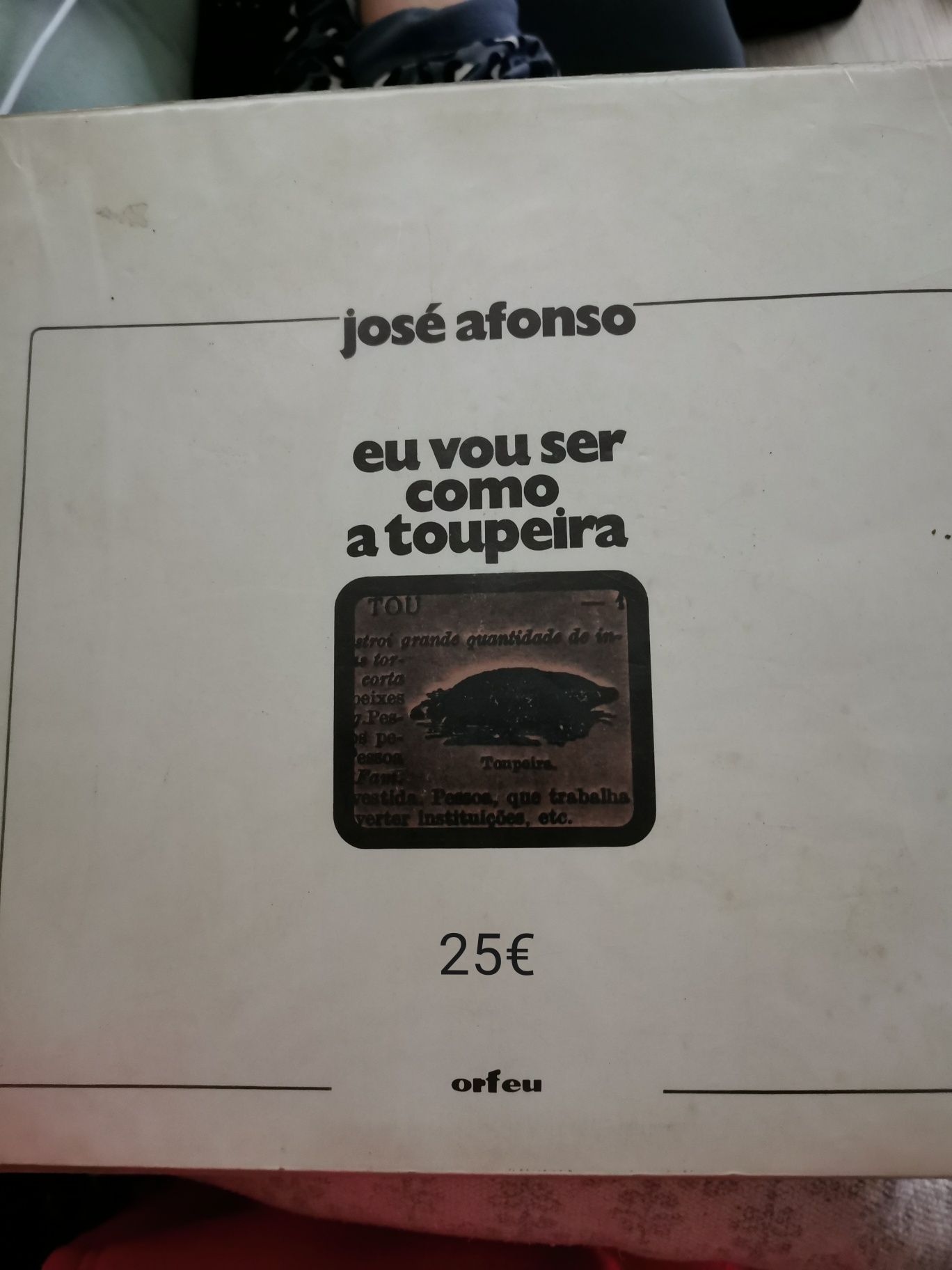 Variados discos de vinyl