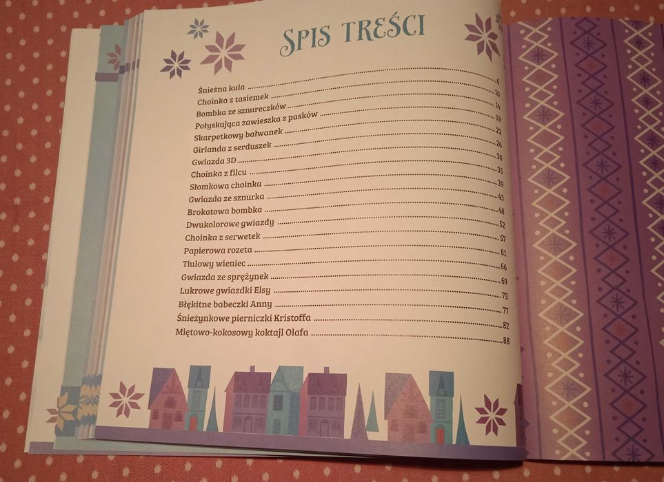 Rodzinne święta z Olafem świąteczne dekoracje z Krainy Lodu