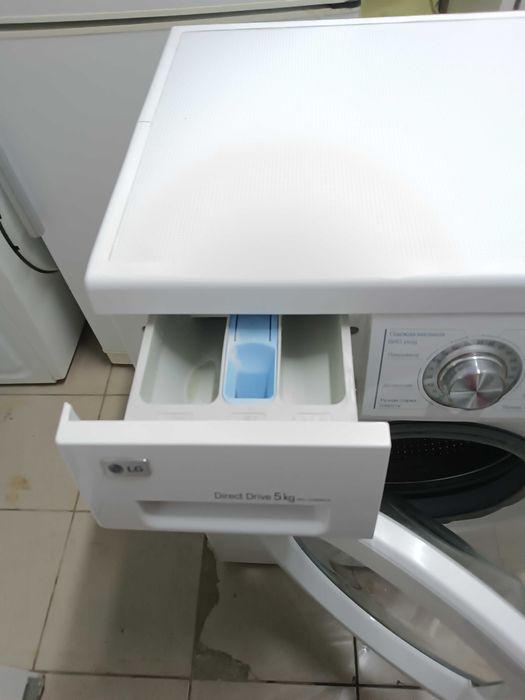 Продам пральну машину LG 5кг.
