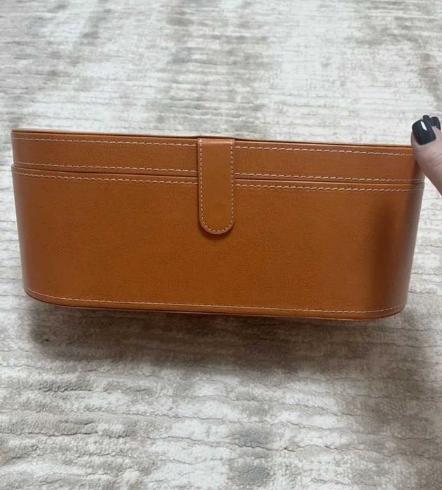 Фен стайлер для волосся з насадками для експерементів з красою