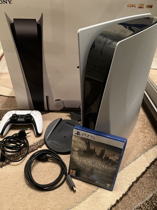 Продам PS 5 в гарному стані на 825Gb