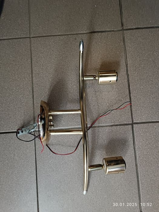 Люстра потолочна