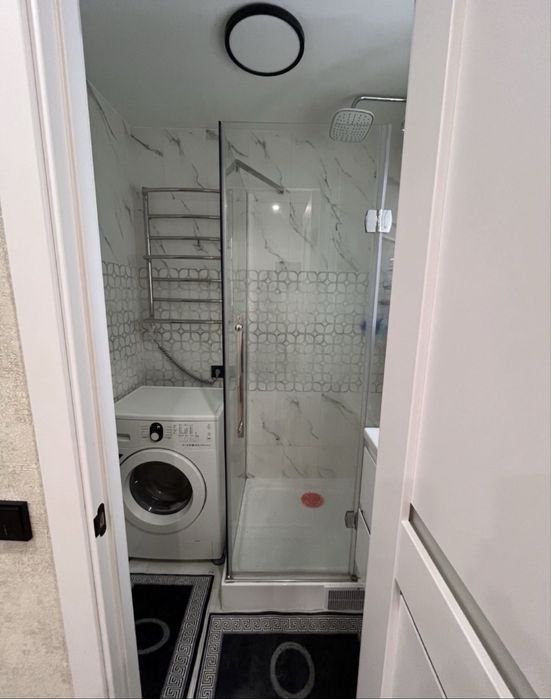 Продаж трикімнатної квартири