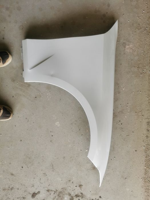 Błotnik prawy bmw g20 rok prod 2019 kolor a300