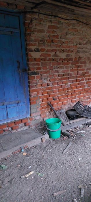 Великий затишний дім для життя, будинок з усіма зручностями