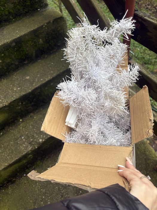 Choinka biala sztuczna