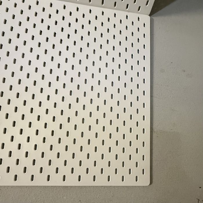 SKÅDIS IKEA tablica perforowana biała z akcesoriami