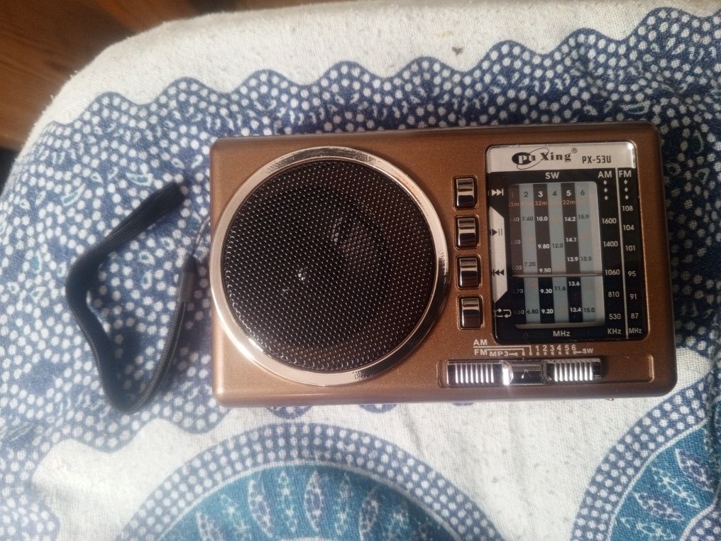 Rádio e tocador de música